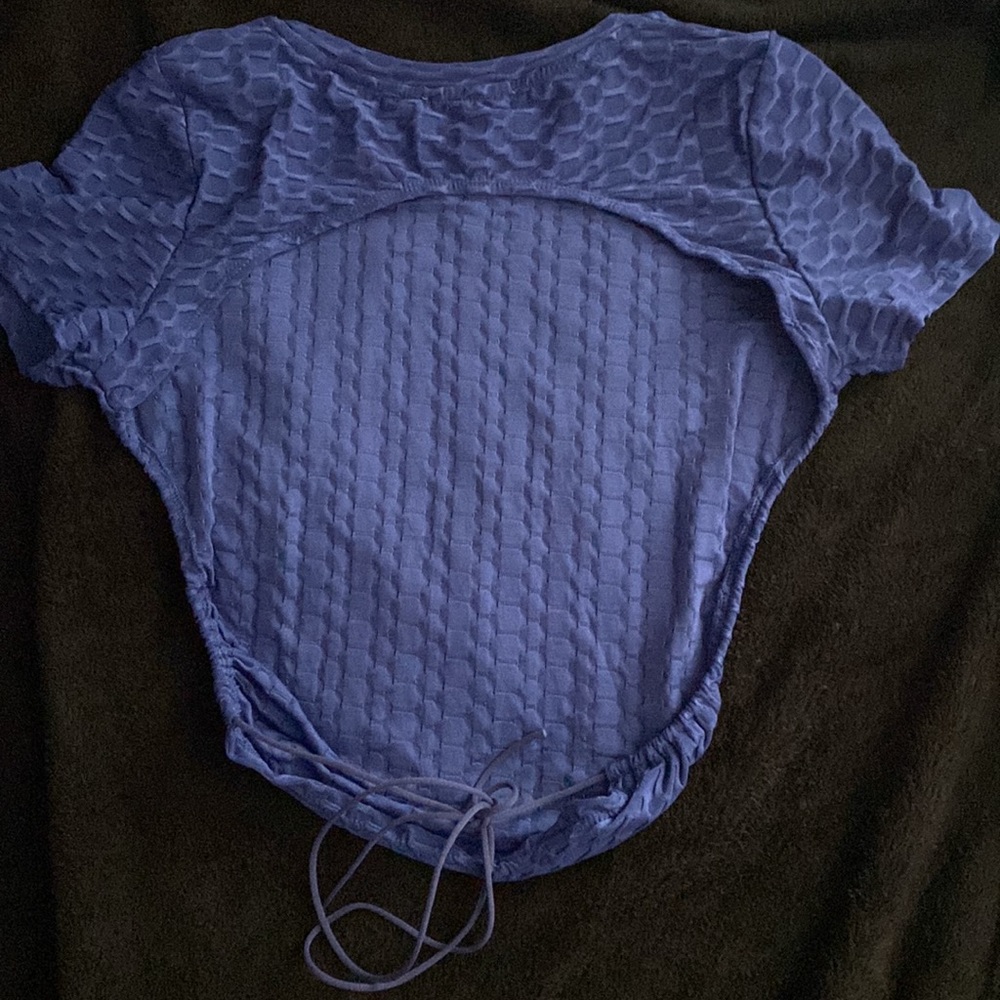 Backless blue top - Picture 2 of 2